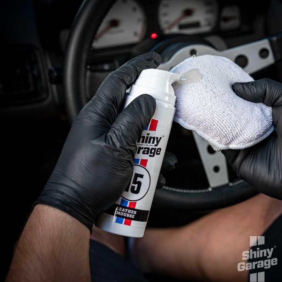 Shiny Garage Weiß Microfaser Applikator - Mikrofasertuch mit Angenehmem Griff für die Auto-Innenraumreinigung